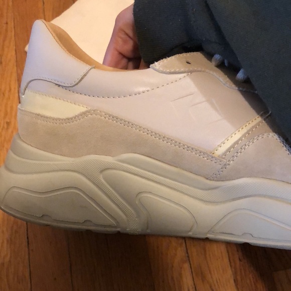 KOIO Leather Sneakers - Picture 5 of 6